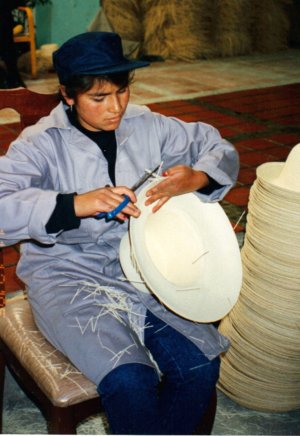 hat-finishing.jpg hat-finishing.jpg